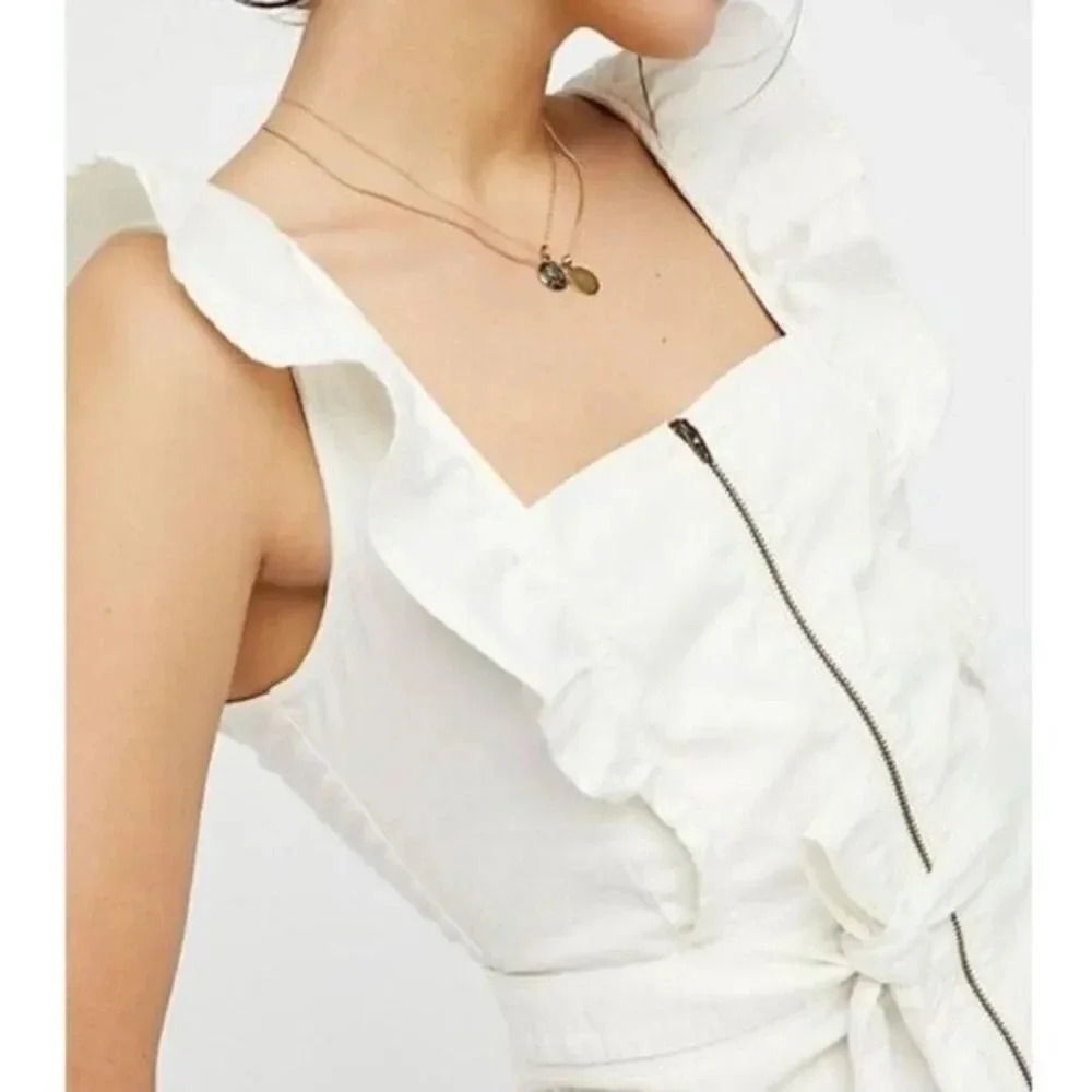 Free People Sun Valley Jumpsuit Womens Sz 2 White Sleeveless Cotton Denim Ruffle - Picture 3 of 16